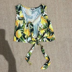 Show me your MuMu lemon tie front crop top size XS